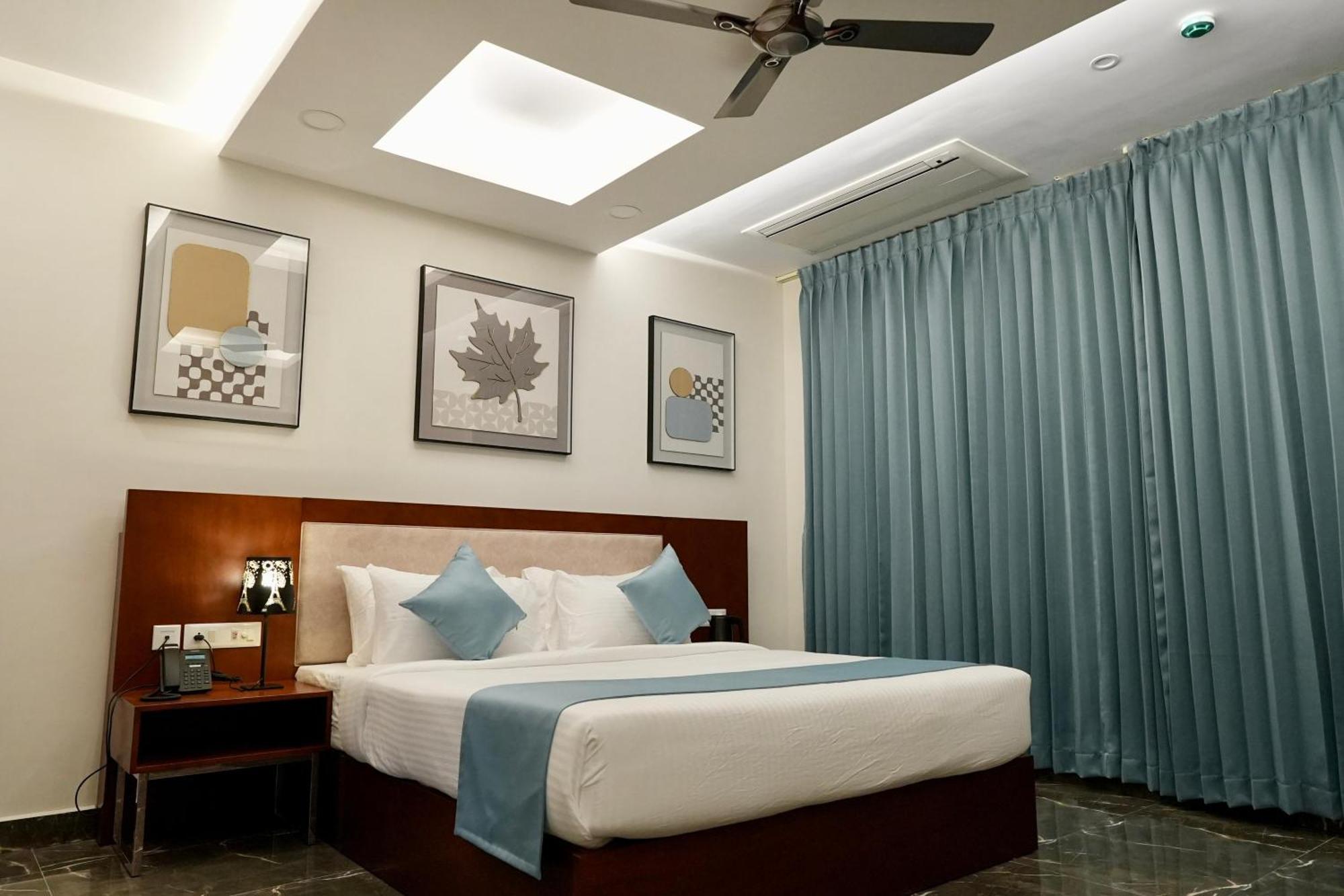 Le Royale Palace Karaikal Ngoại thất bức ảnh